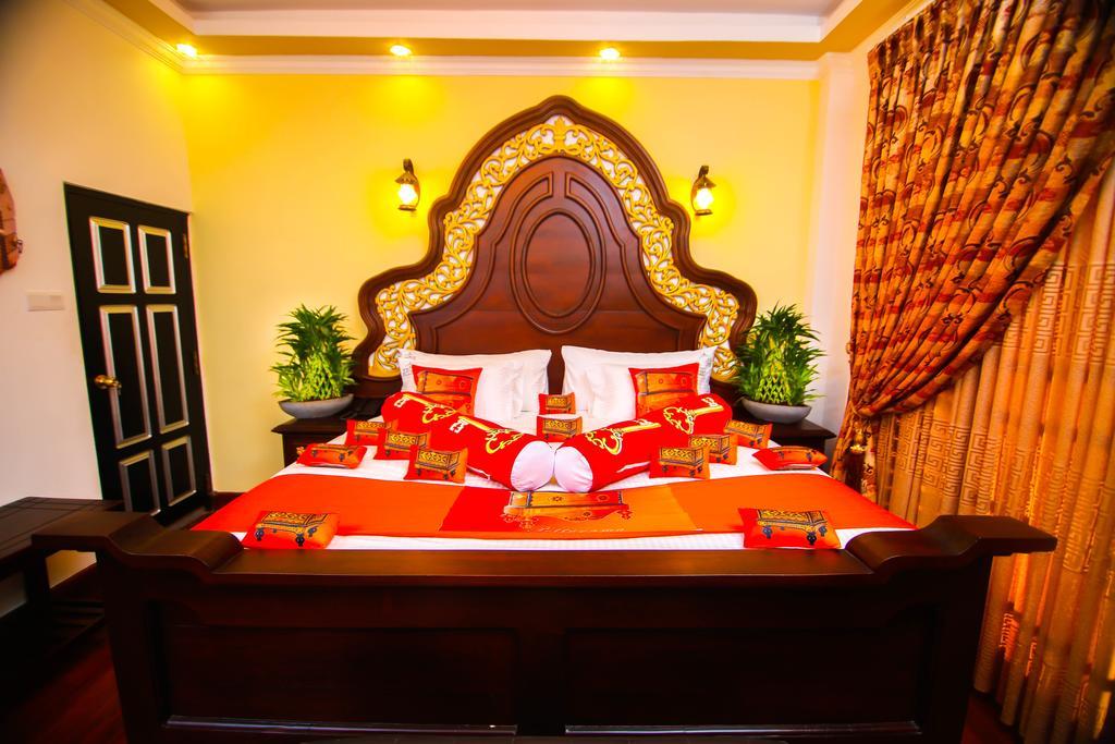 Hotel White House Anuradhapura Exterior photo